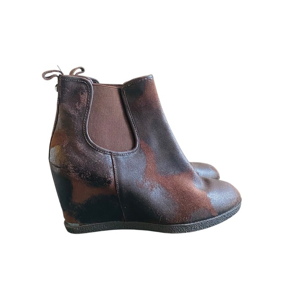 Donald J. Pliner Dillon Wedge Espresso Ankle Boots 9 - Picture 3 of 9